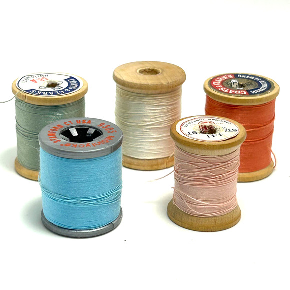 Vintage Thread On Wooden Spools Lot of 30 - Picture 10 of 11
